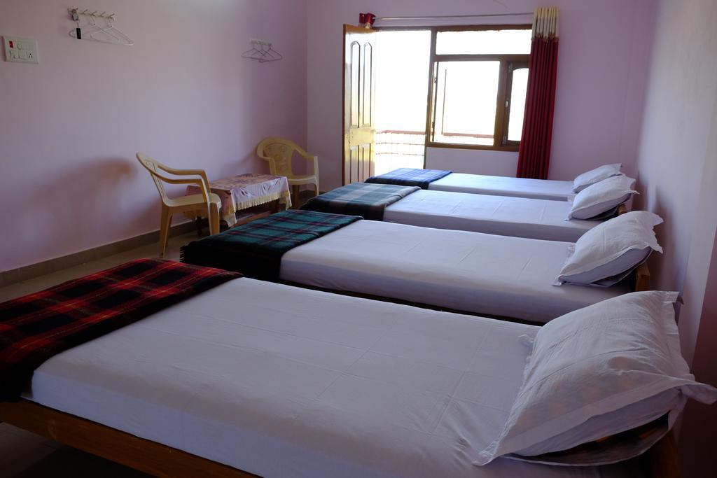 Suma Guest House Bodh Gaya Εξωτερικό φωτογραφία